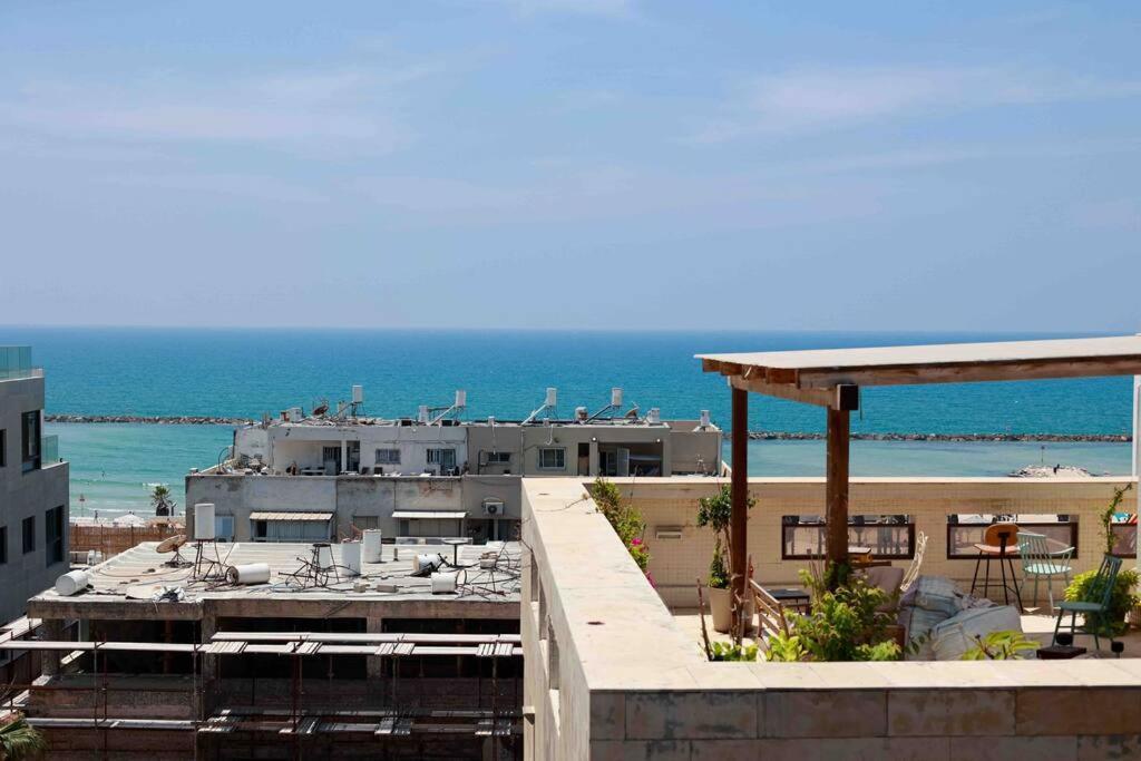 Ambassador Apartment+parking Tel Aviv